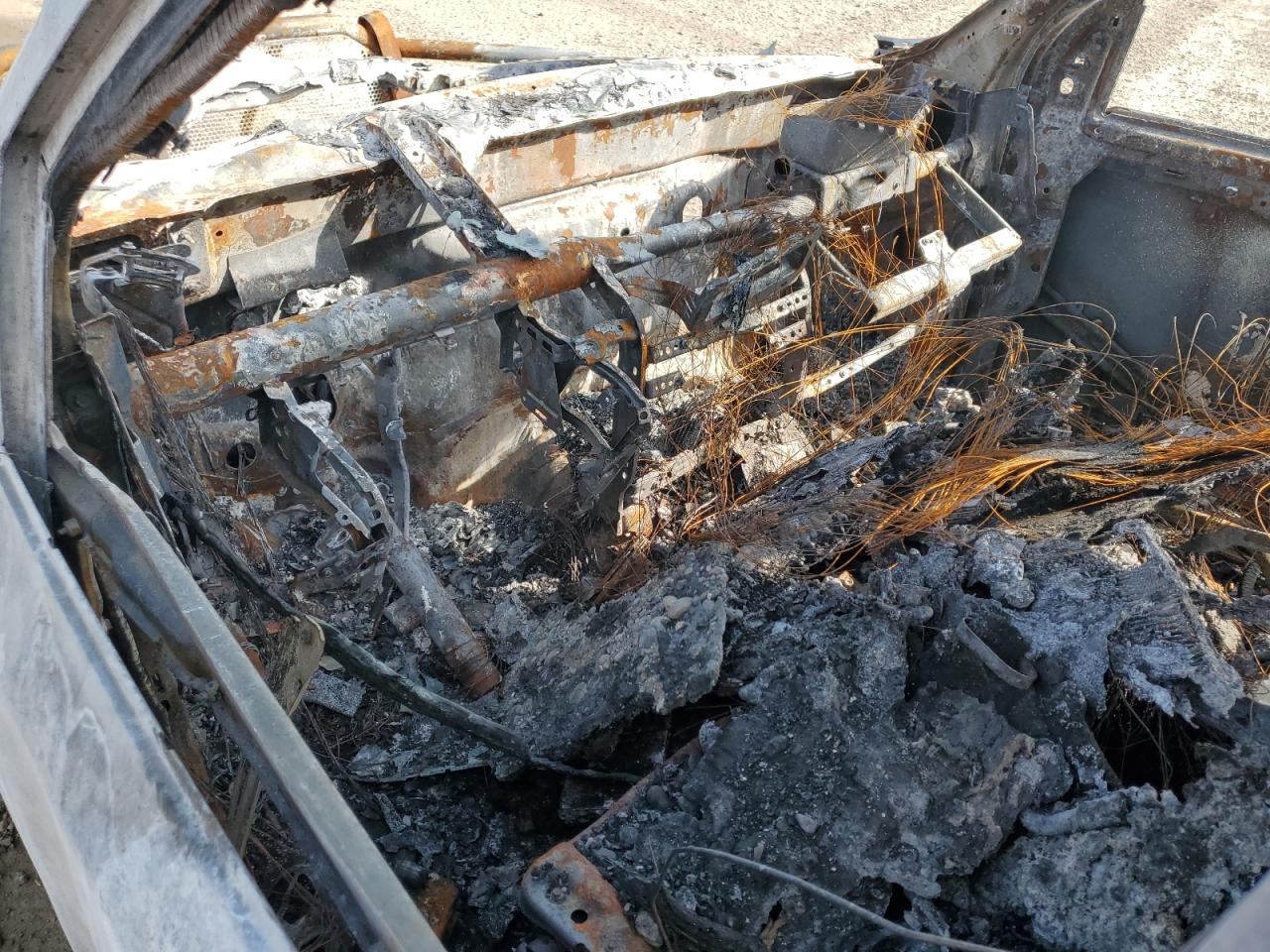 2016 Ram 1500 St VIN: 1C6RR7FG9GS327755 Lot: 67130055