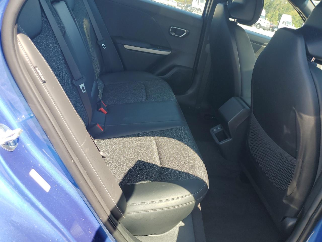 2025 Kia K4 Gt Line VIN: 3KPFW4DEXSE151976 Lot: 70730885