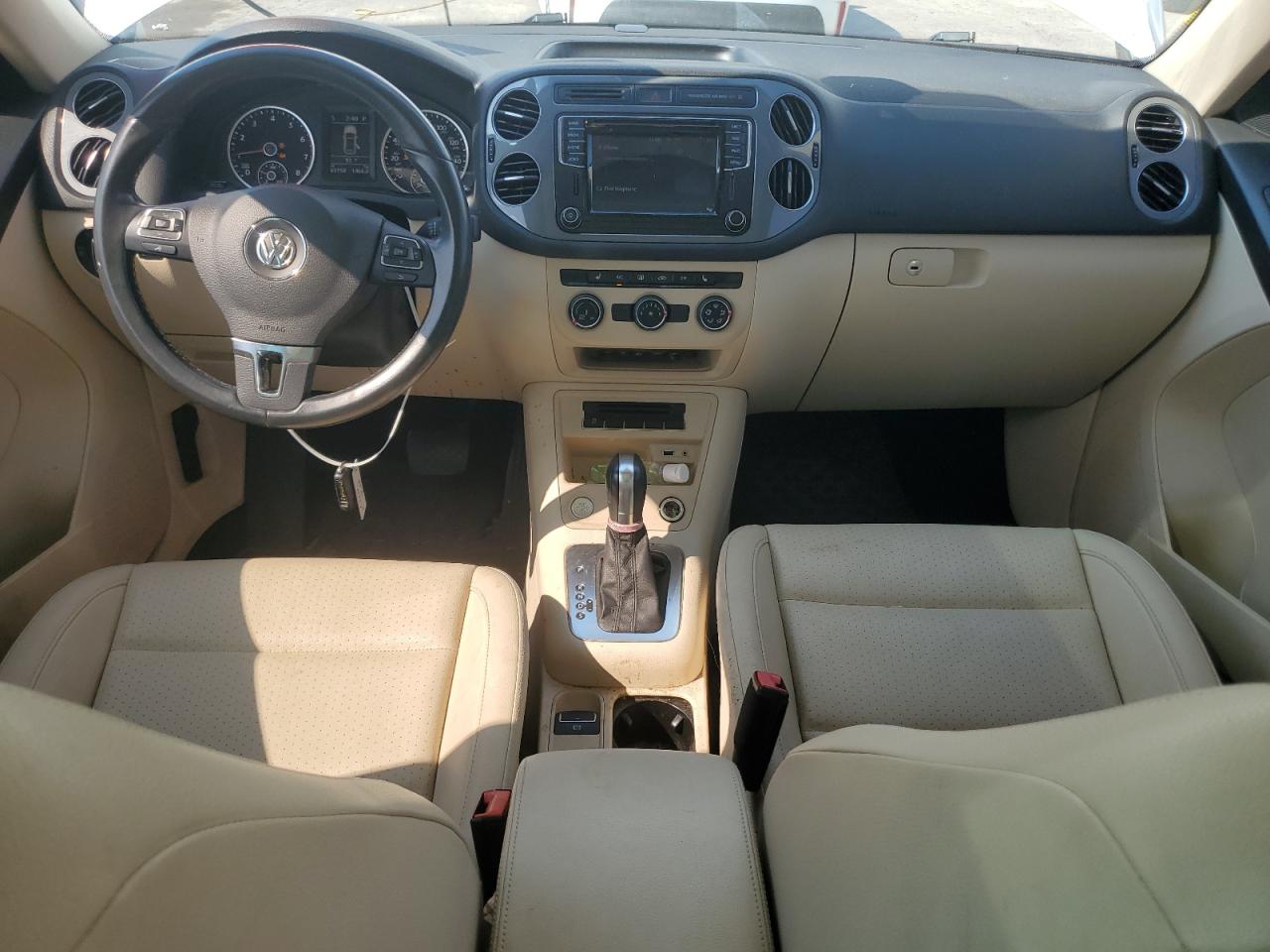 2016 Volkswagen Tiguan S VIN: WVGAV7AXXGW509235 Lot: 68384865