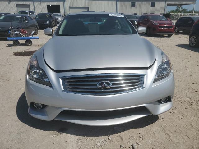 Coupet INFINITI Q60 2014 Srebrny