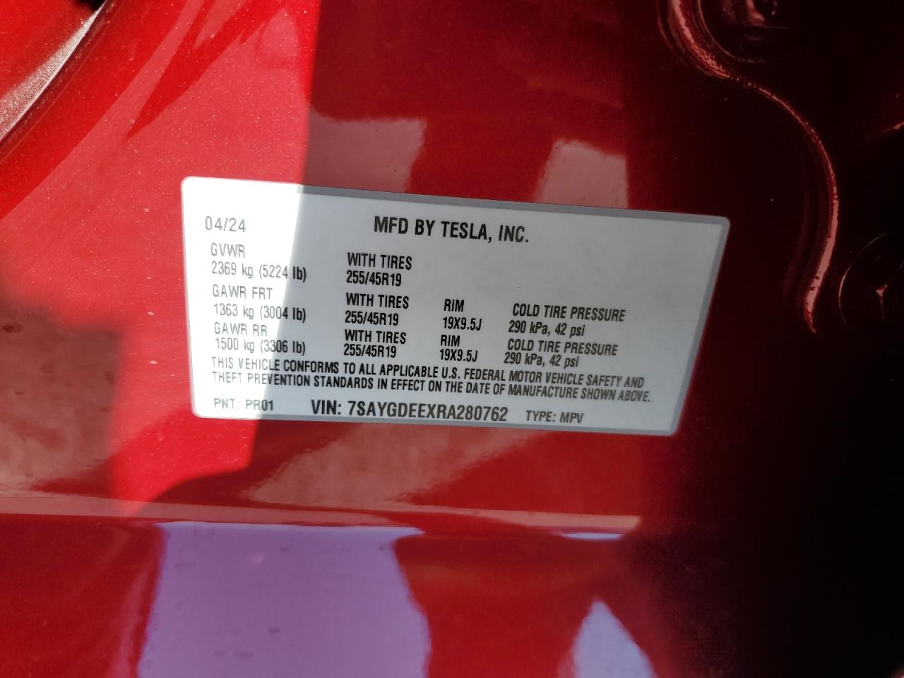2024 Tesla Model Y VIN: 7SAYGDEEXRA280762 Lot: 70487715