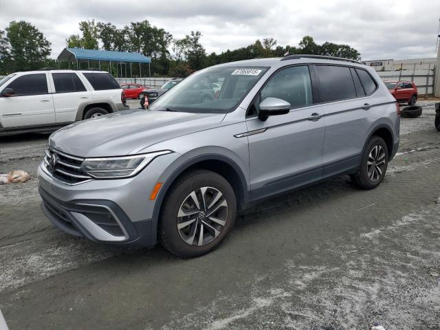  VOLKSWAGEN TIGUAN 2022 Серебристый