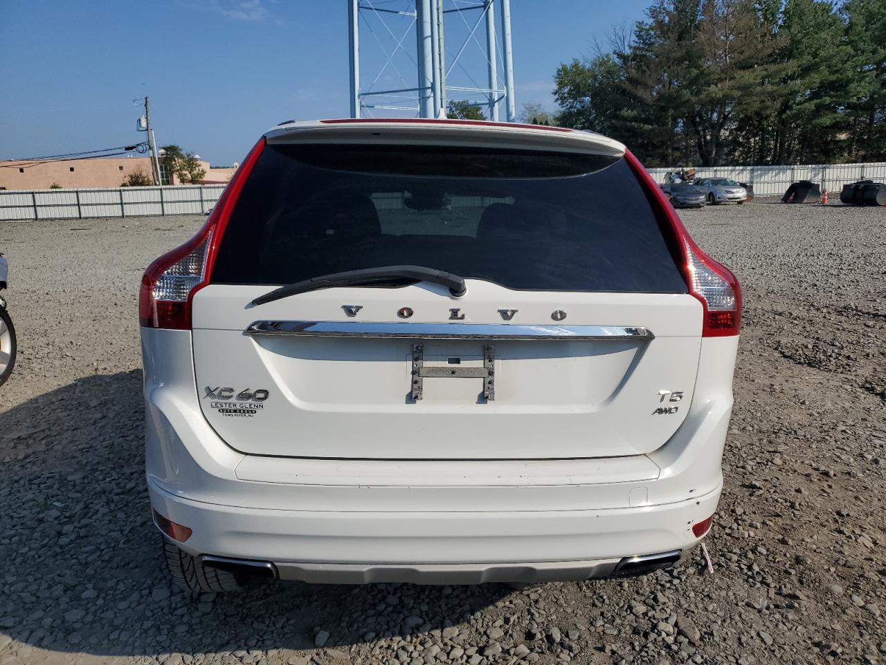 2016 Volvo Xc60 T5 Premier VIN: YV4612RK4G2825011 Lot: 69014295