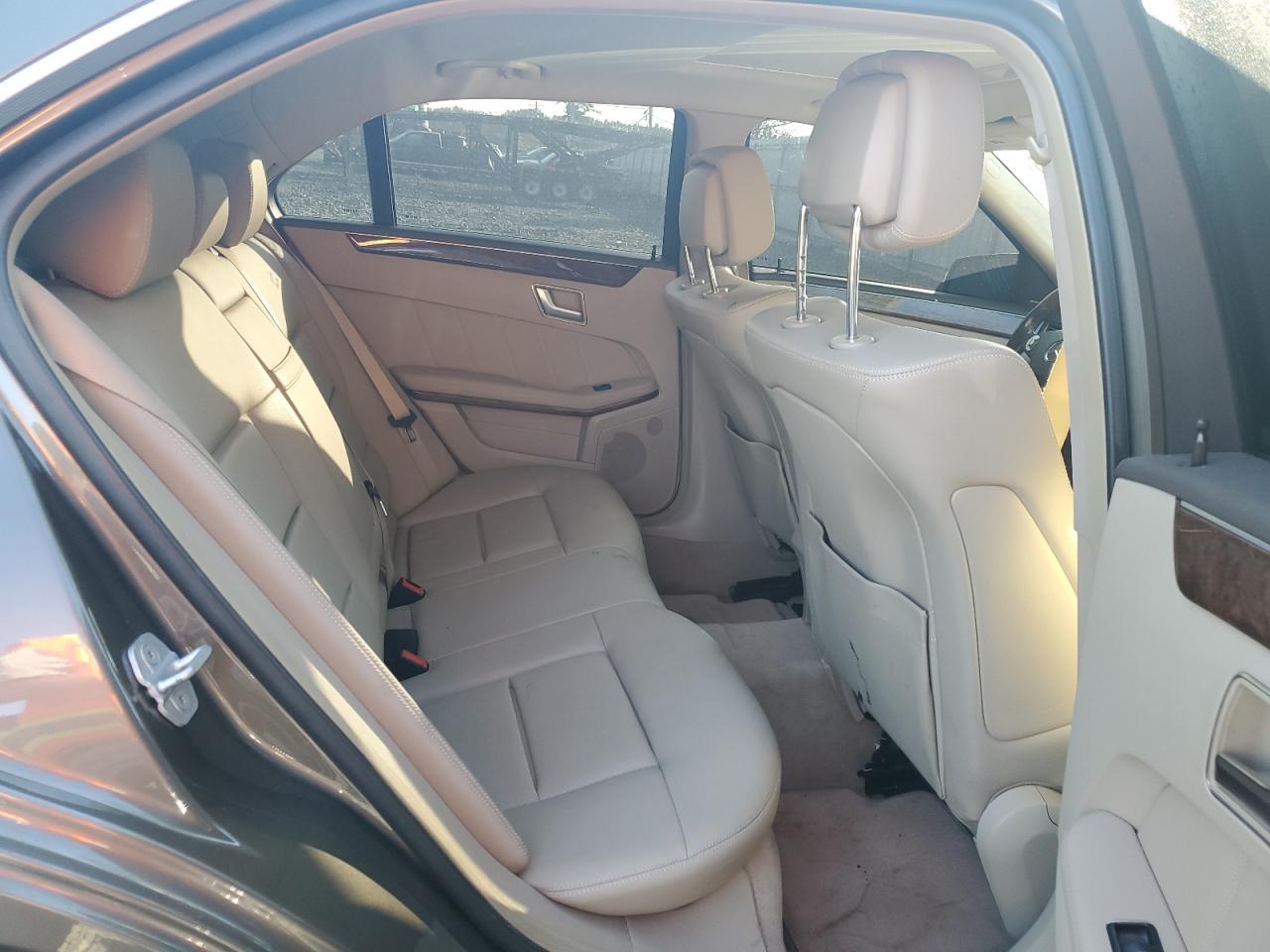 2013 Mercedes-Benz E 350 4Matic VIN: WDDHF8JBXDA695237 Lot: 68150575