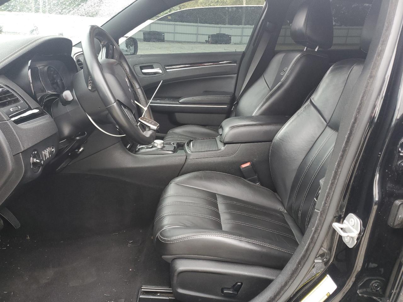 2019 Chrysler 300 S VIN: 2C3CCABT5KH639186 Lot: 68371165