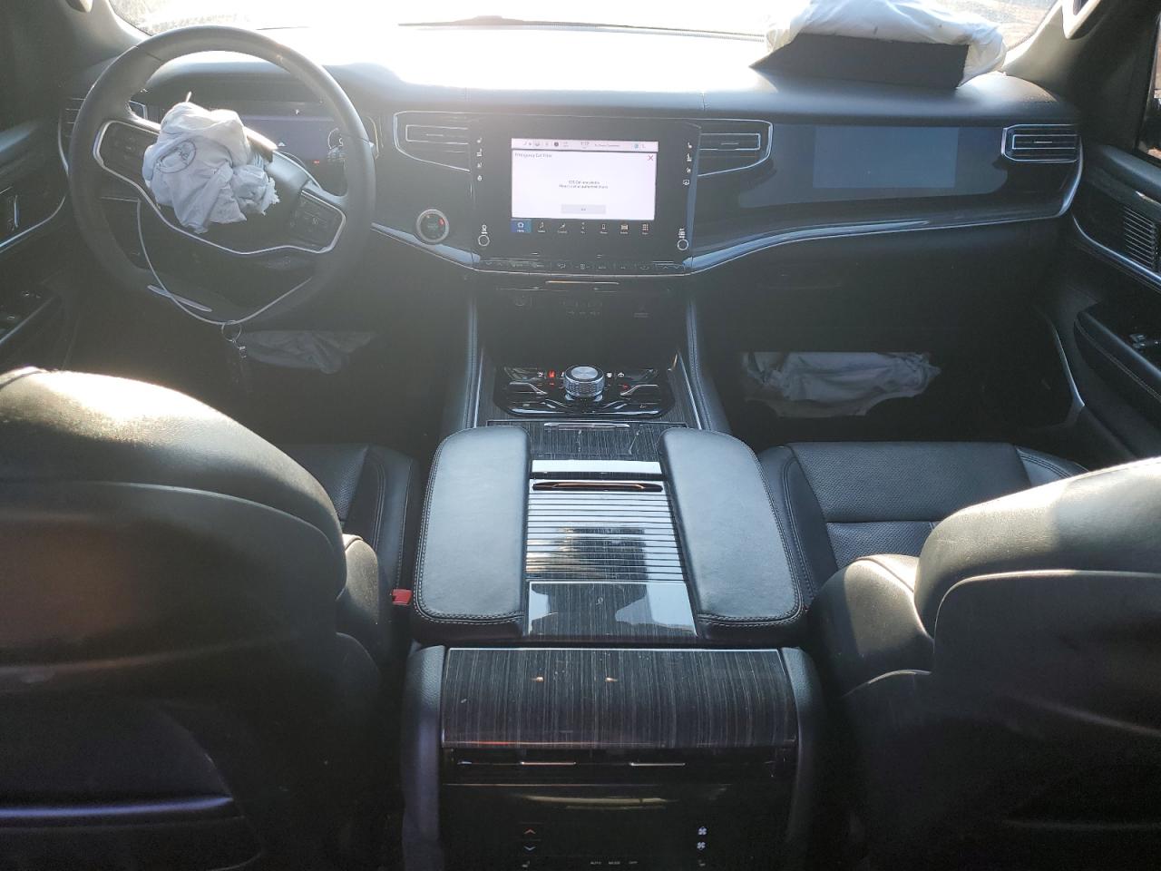 2022 Jeep Wagoneer Series Iii VIN: 1C4SJVDT1NS179085 Lot: 67744575