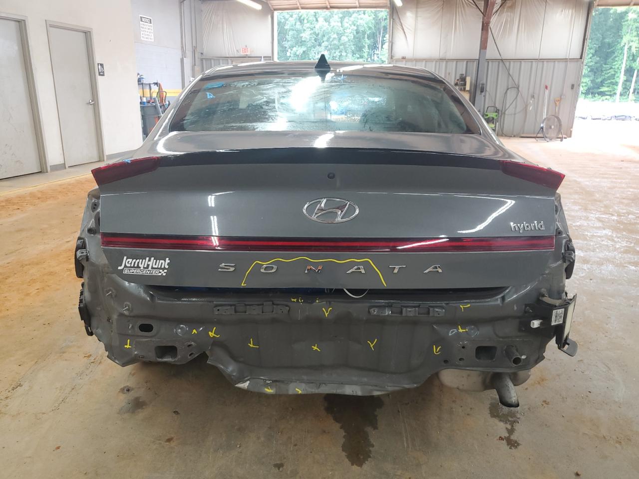 2020 Hyundai Sonata Hybrid VIN: KMHL34JJXLA013691 Lot: 68204475