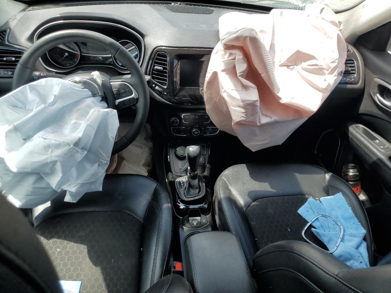 2021 Jeep Compass Latitude VIN: 3C4NJDBB0MT525948 Lot: 70083405