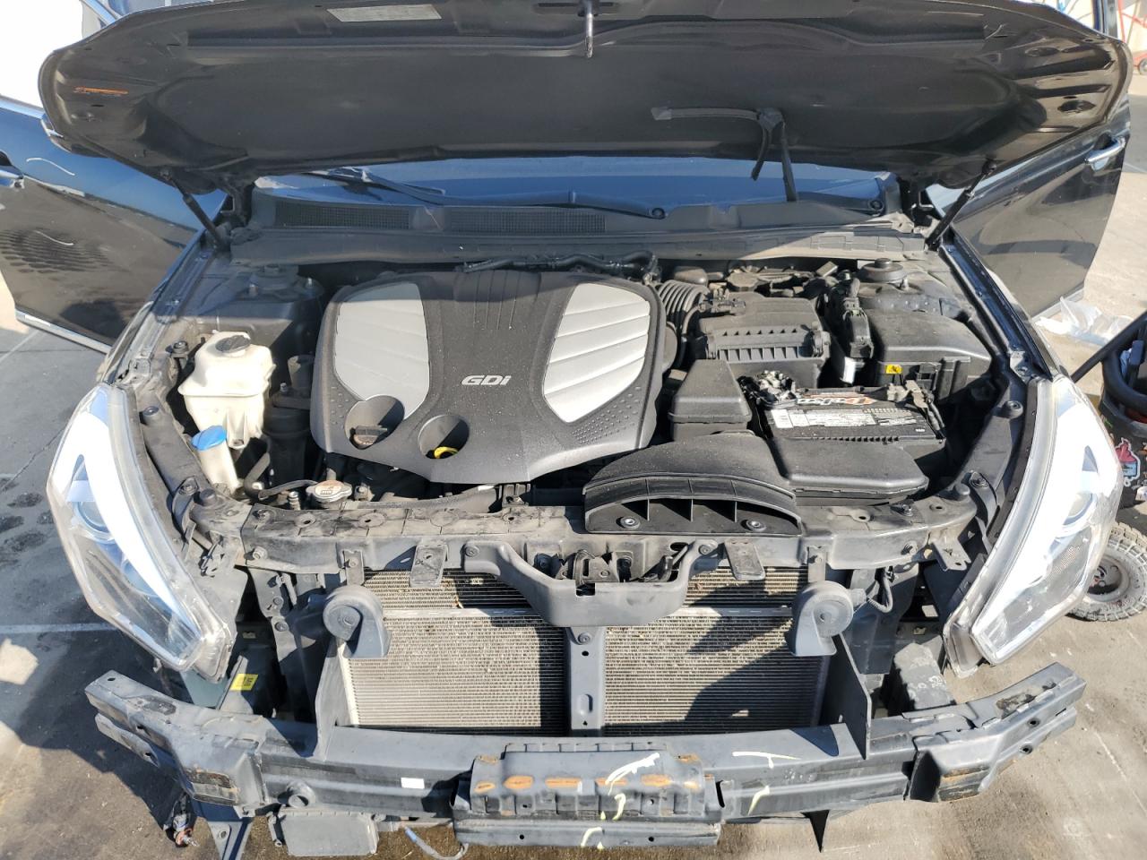 2015 Kia Cadenza Premium VIN: KNALN4D79F5188829 Lot: 68352075