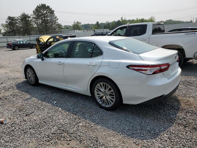  TOYOTA CAMRY 2018 Biały