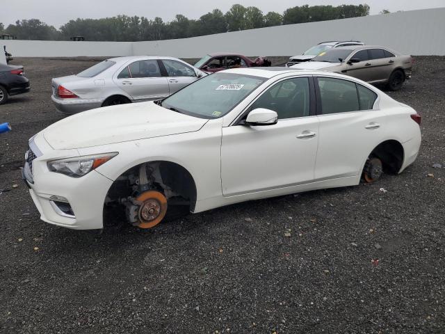  INFINITI Q50 2018 Белы