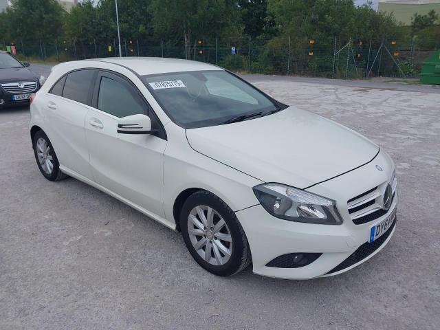 2015 MERCEDES BENZ A180 SE EC