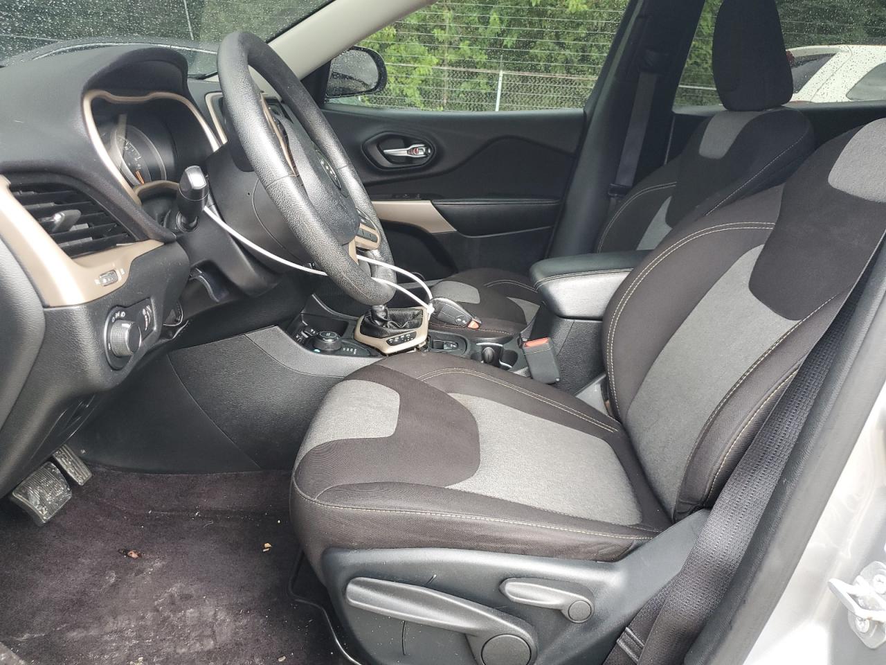 2017 Jeep Cherokee Sport VIN: 1C4PJMABXHW602285 Lot: 70375155