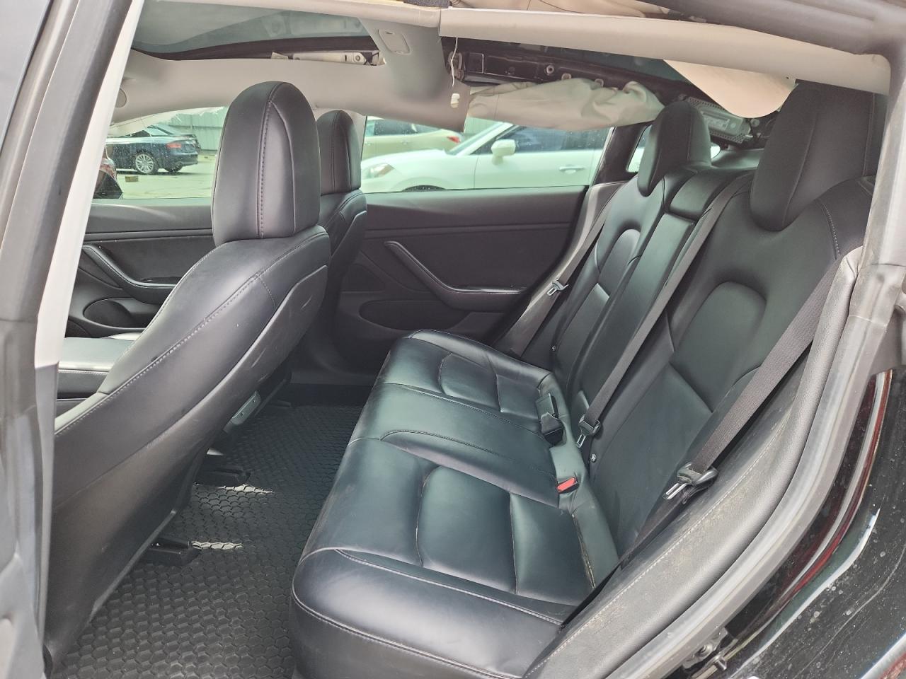 2018 Tesla Model 3 VIN: 5YJ3E1EAXJF059114 Lot: 69003095