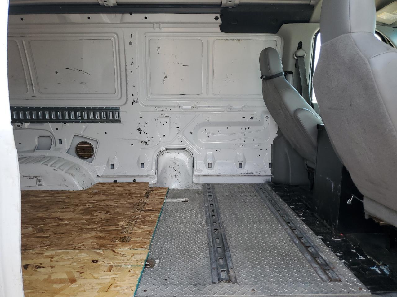 1FDSS3EL7EDB04682 2014 Ford Econoline E350 Super Duty Van
