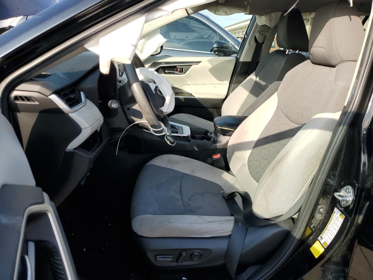 2020 Toyota Rav4 Xle VIN: 2T3W1RFV9LC059158 Lot: 67611105