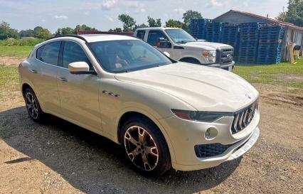 Parquets MASERATI ALL MODELS 2017 Biały