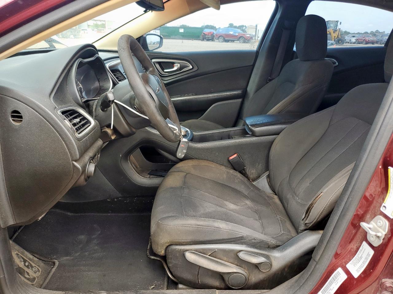 2015 Chrysler 200 Limited VIN: 1C3CCCAB8FN750560 Lot: 67466335