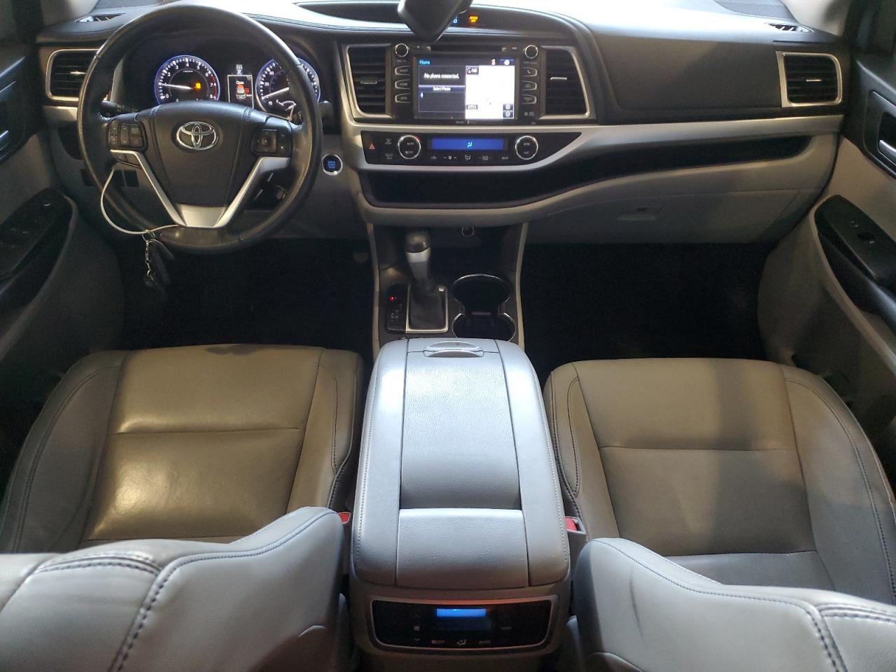 2015 Toyota Highlander Xle VIN: 5TDJKRFH2FS110666 Lot: 68421165