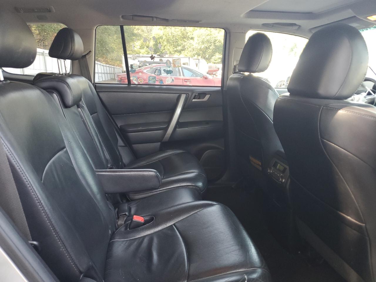 2010 Toyota Highlander Se VIN: 5TDJK3EH1AS037961 Lot: 68193825