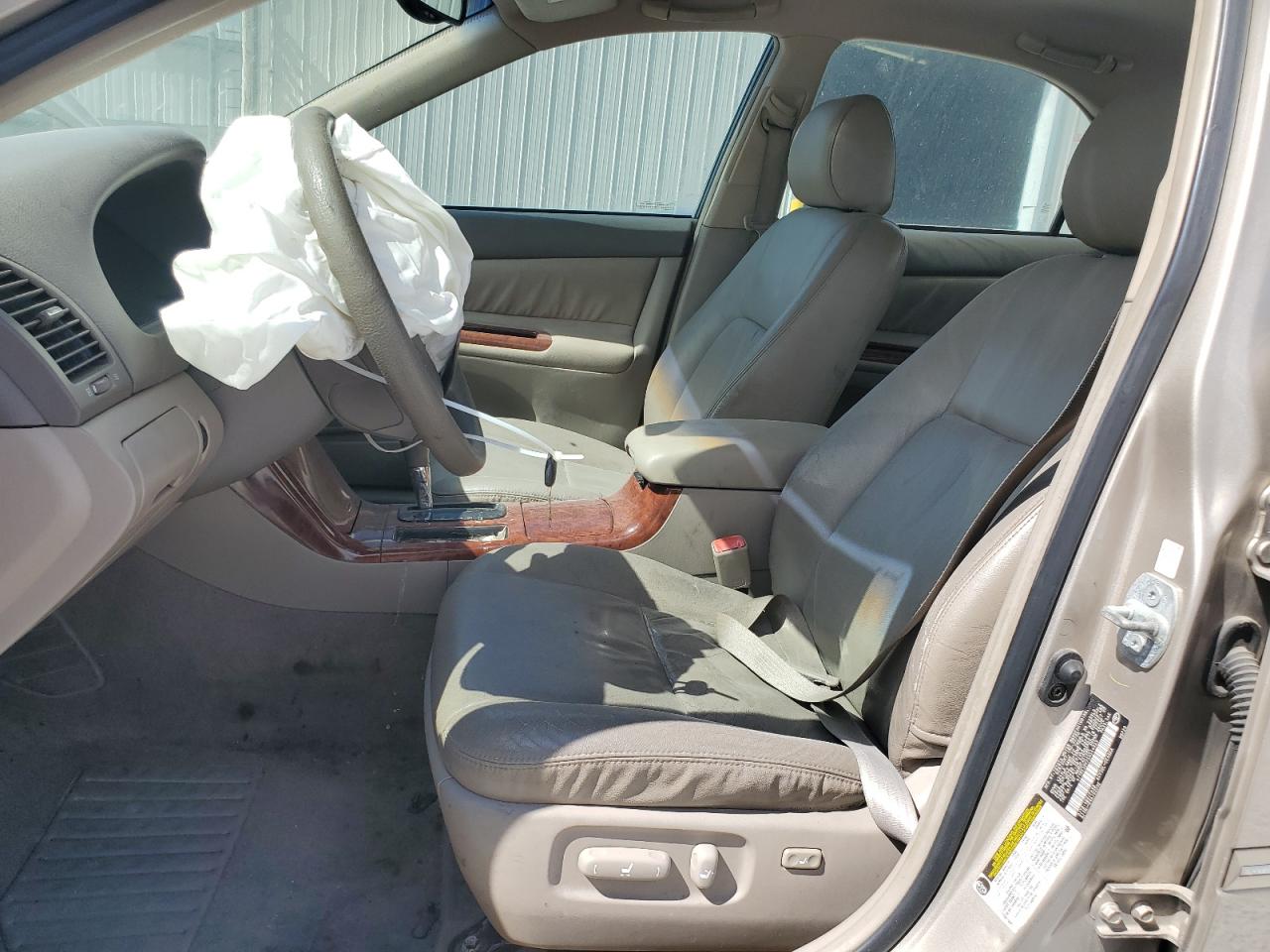 2005 Toyota Camry Le VIN: 4T1BE32K75U544923 Lot: 70263995