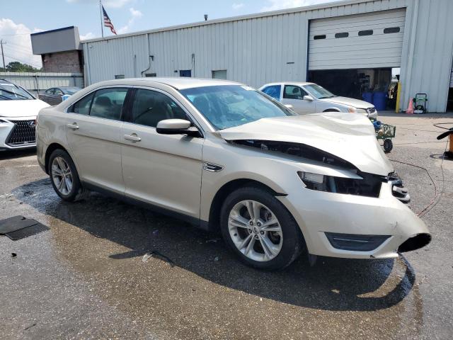  FORD TAURUS 2017 Бежевый