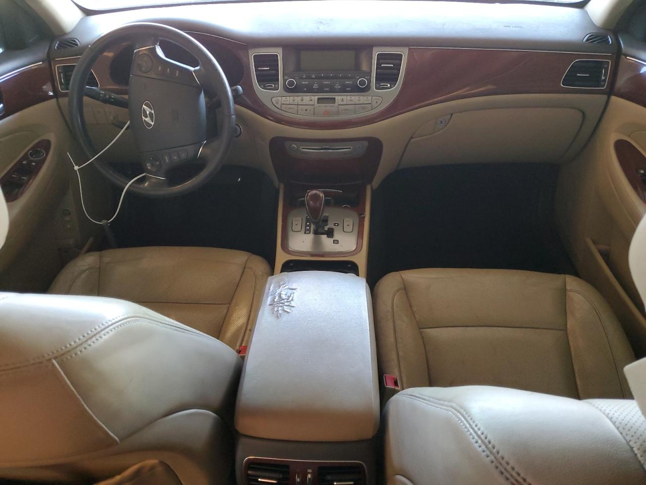 2012 Hyundai Genesis 3.8L VIN: KMHGC4DD2CU179080 Lot: 69132615