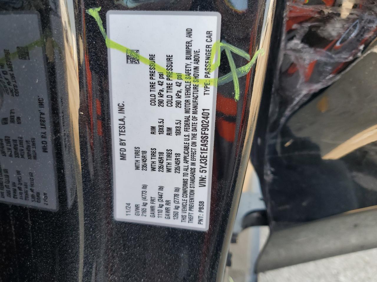 2025 Tesla Model 3 VIN: 5YJ3E1EA9SF902401 Lot: 69303665