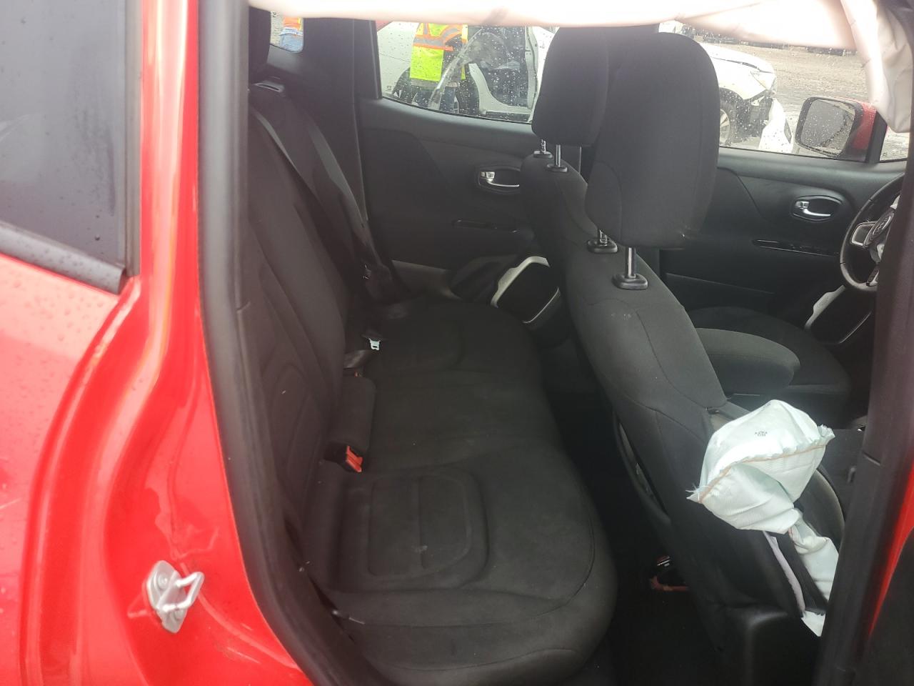 2018 Jeep Renegade Latitude VIN: ZACCJABB2JPG68733 Lot: 67998775