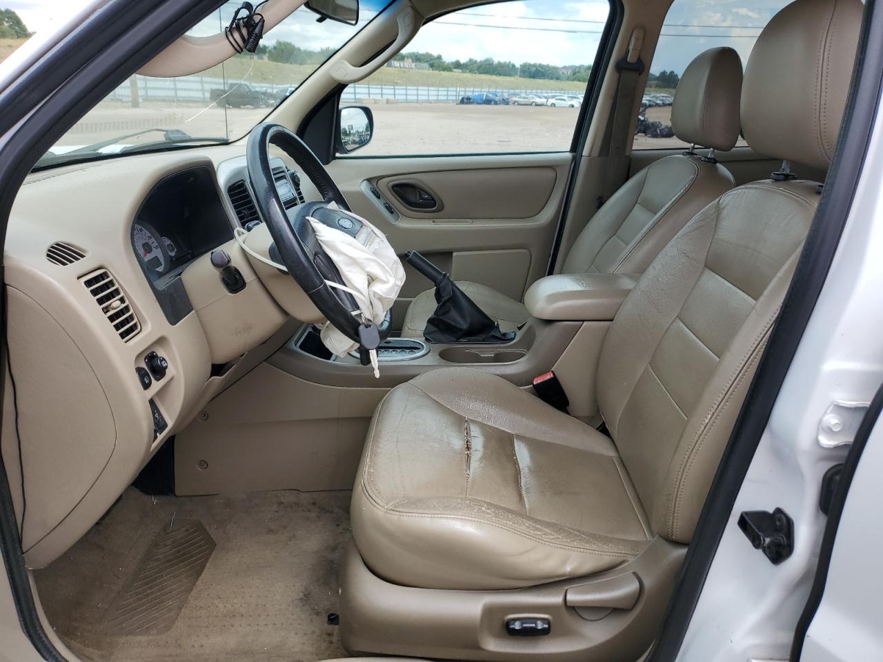 2005 Ford Escape Xlt VIN: 1FMYU93115KC21517 Lot: 68226135