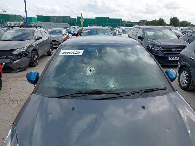 2015 DS DS 3 1.2 PURETECH 110 DSTYLE NAV 3DR EAT6