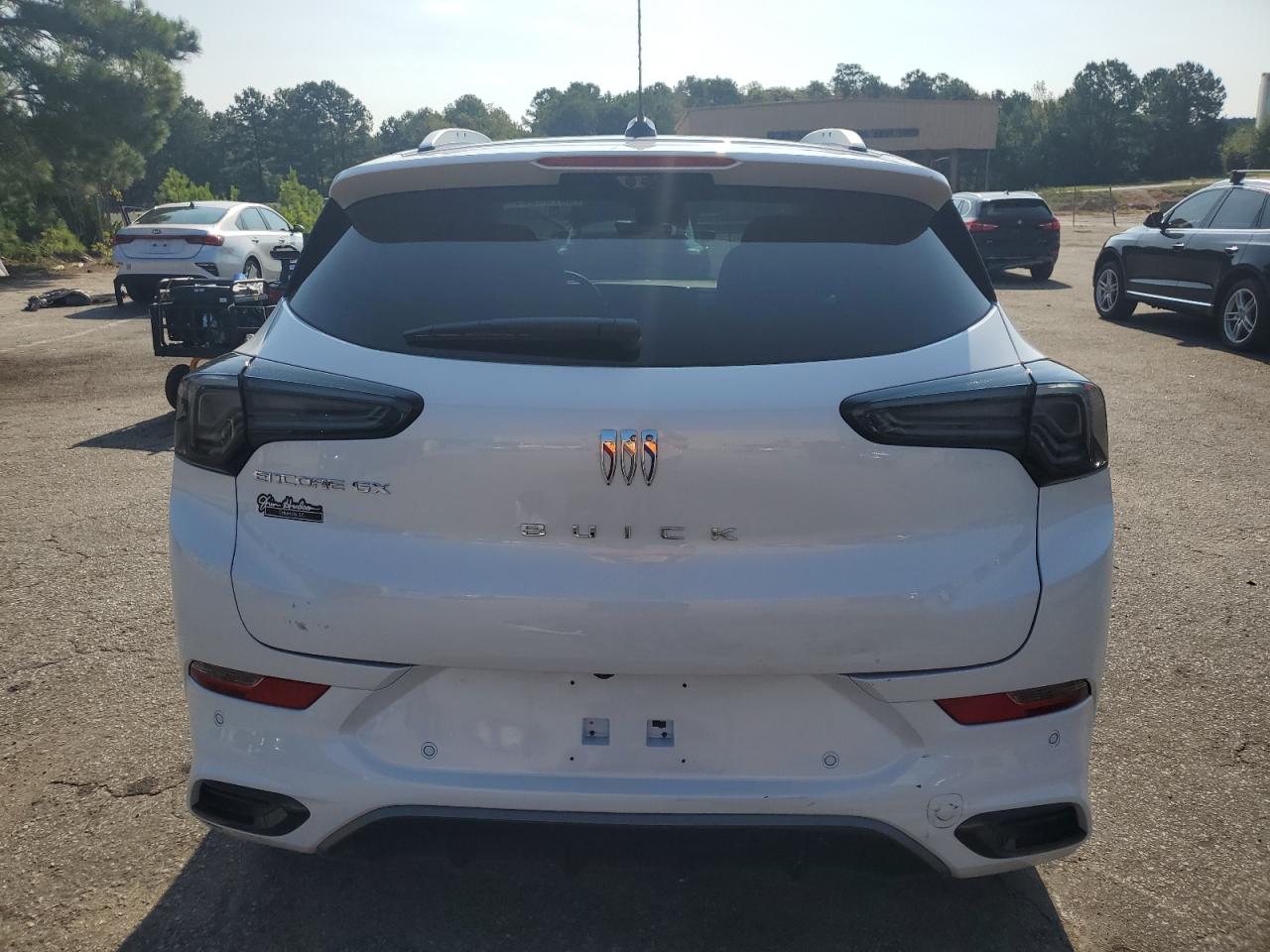 LUMiRiSE / ≠encore. Builders Edge 14.5 in. W x 39 in. H Builders Edge, Standard