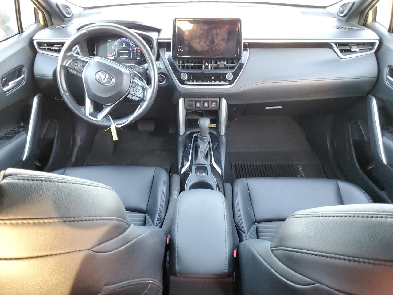 2023 Toyota Corolla Cross Le VIN: 7MUFBABG3PV012953 Lot: 70226255