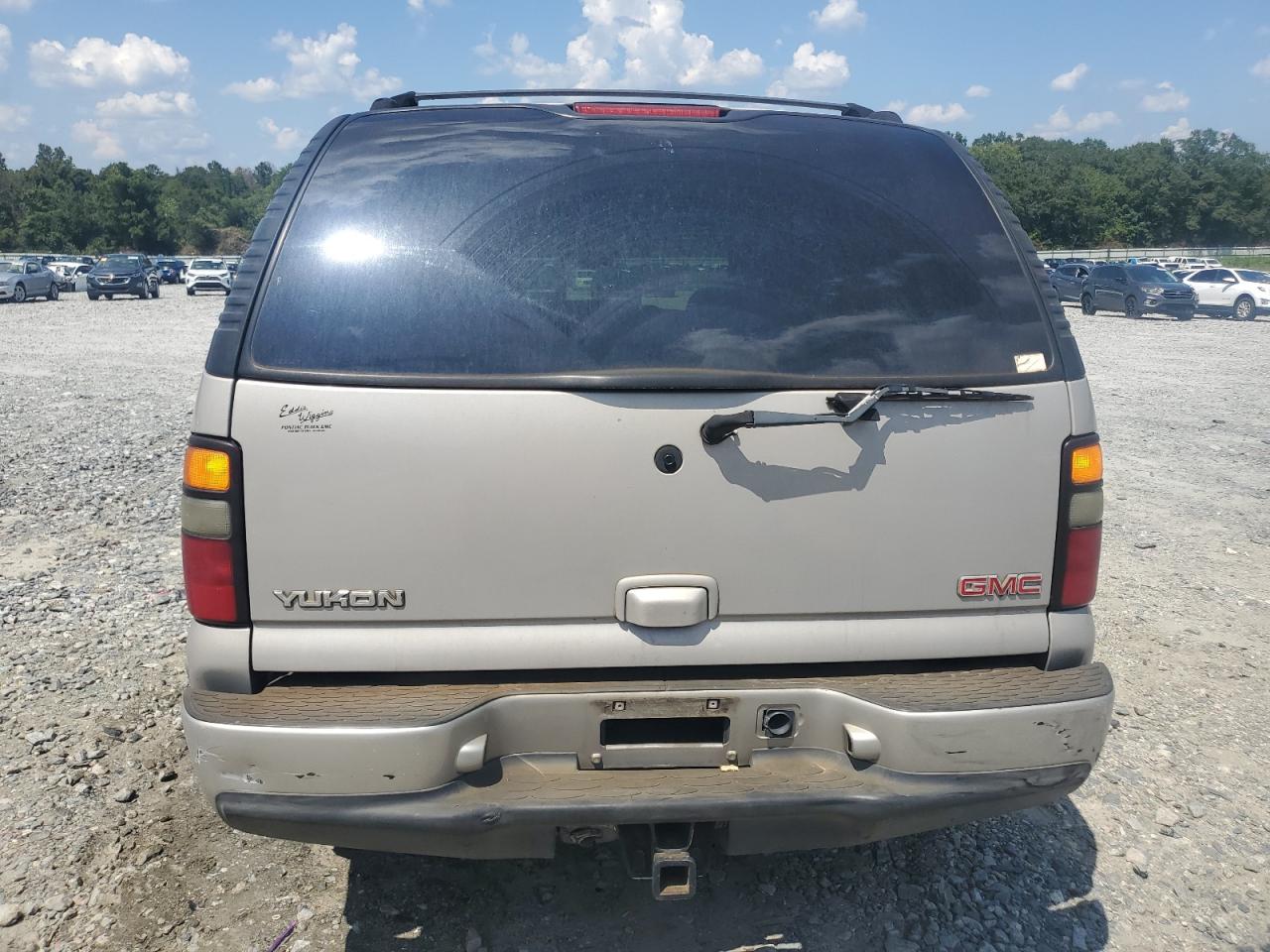 2004 GMC Yukon Denali VIN: 1GKEK63UX4J275865 Lot: 69239575