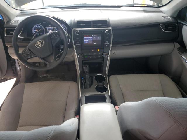 Sedans TOYOTA CAMRY 2017 Szary