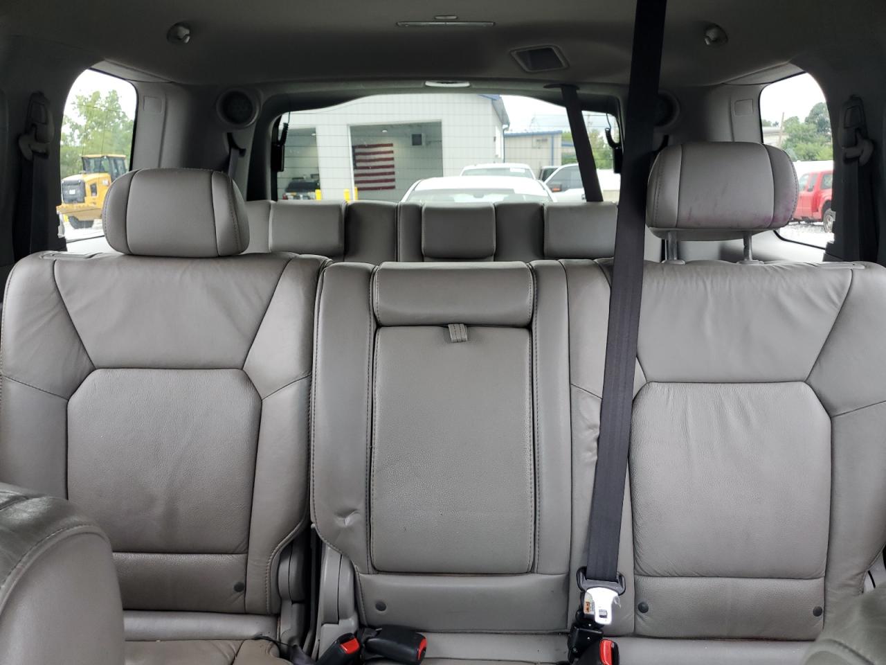 2011 Honda Pilot Touring VIN: 5FNYF4H95BB019725 Lot: 69692665