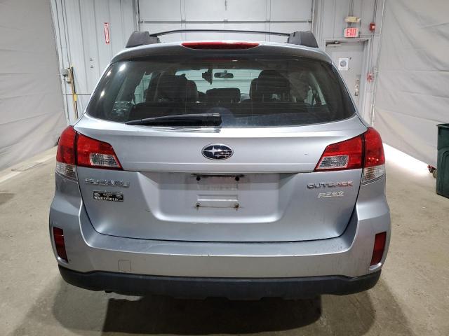  SUBARU OUTBACK 2013 Srebrny