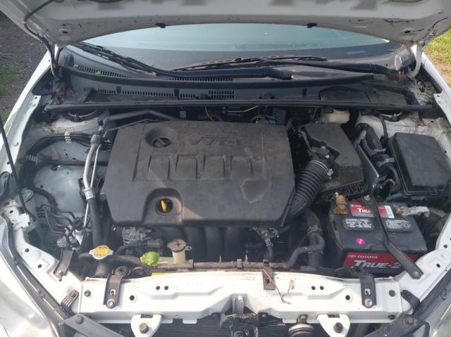Sedans TOYOTA COROLLA 2016 Biały