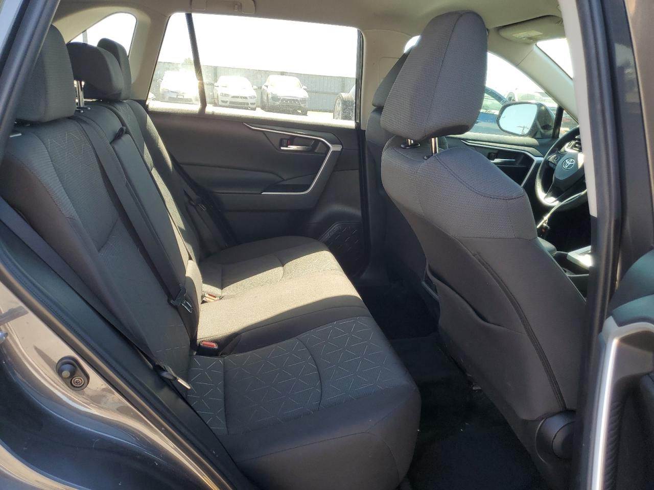 2021 Toyota Rav4 Xle VIN: 2T3P1RFV2MW240641 Lot: 68675675