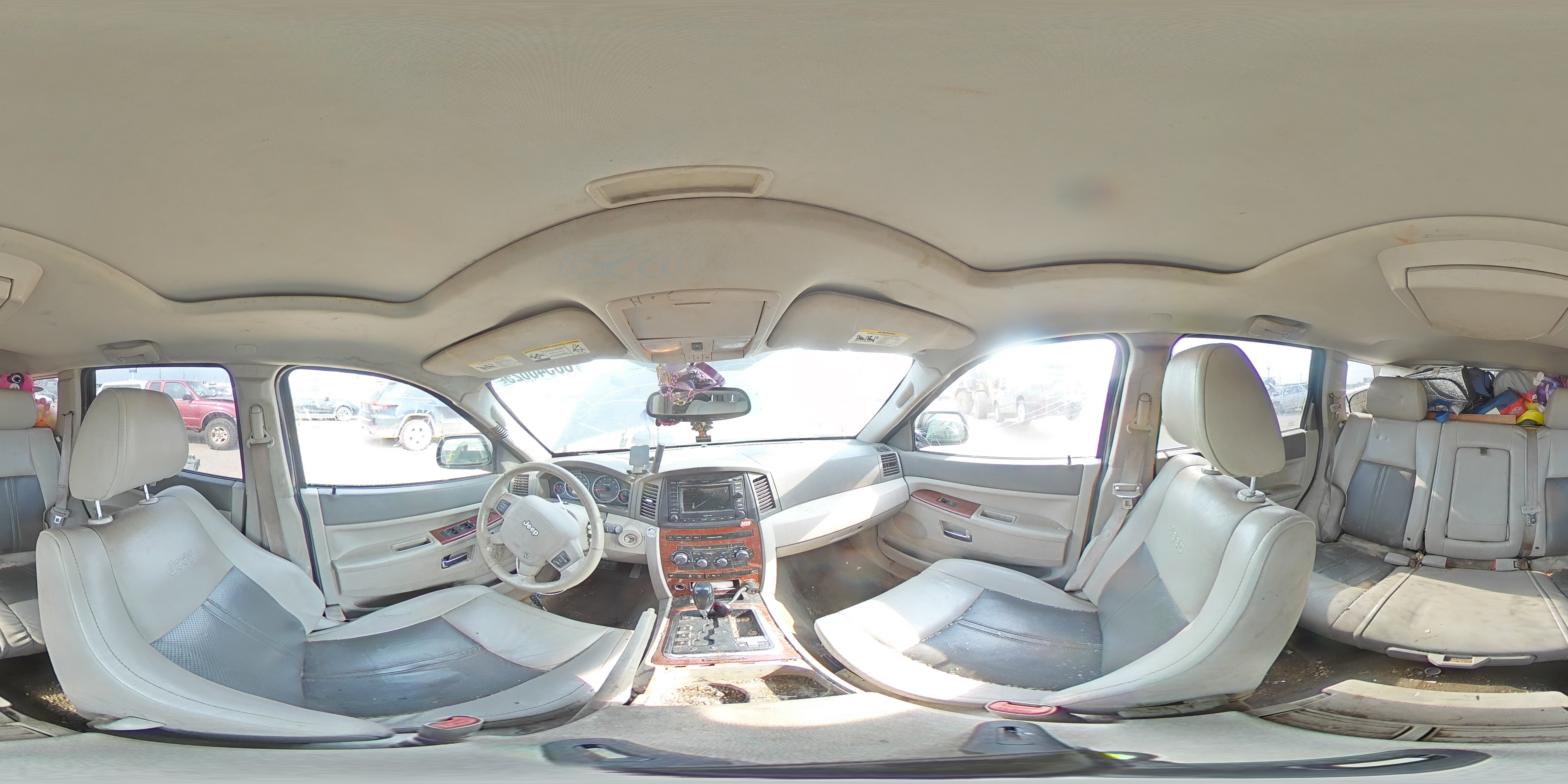 2005 Jeep Grand Cherokee Limited VIN: 1J8HR58245C557083 Lot: 68540625