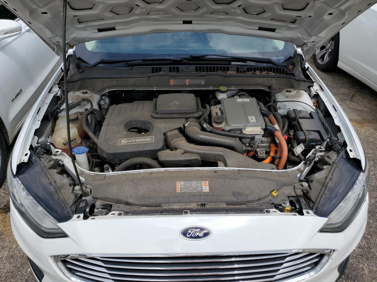 2019 Ford Fusion Se VIN: 3FA6P0LU1KR124792 Lot: 56827035