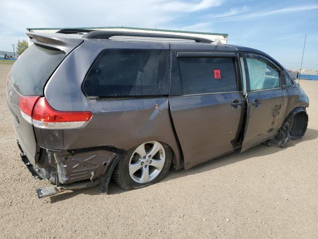 2011 TOYOTA SIENNA   
