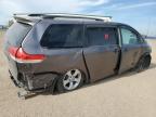 2011 TOYOTA SIENNA    à vendre chez Copart AB - CALGARY