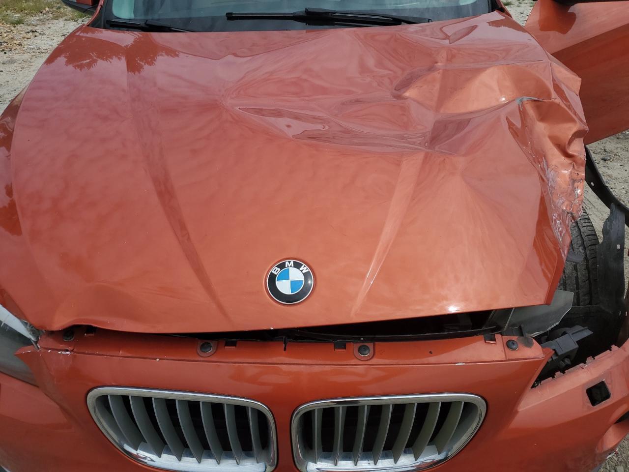 2014 BMW X1 xDrive28I VIN: WBAVL1C52EVY15141 Lot: 70101305