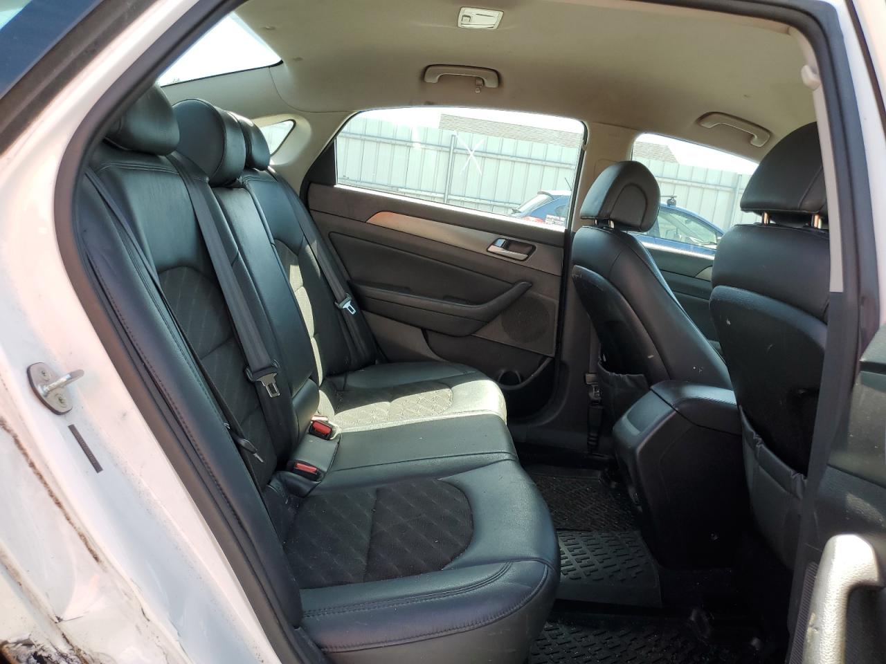 2015 Hyundai Sonata Sport VIN: 5NPE34AF8FH144897 Lot: 69236655