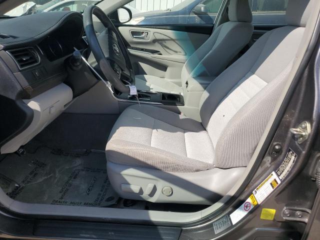 Sedans TOYOTA CAMRY 2017 Szary
