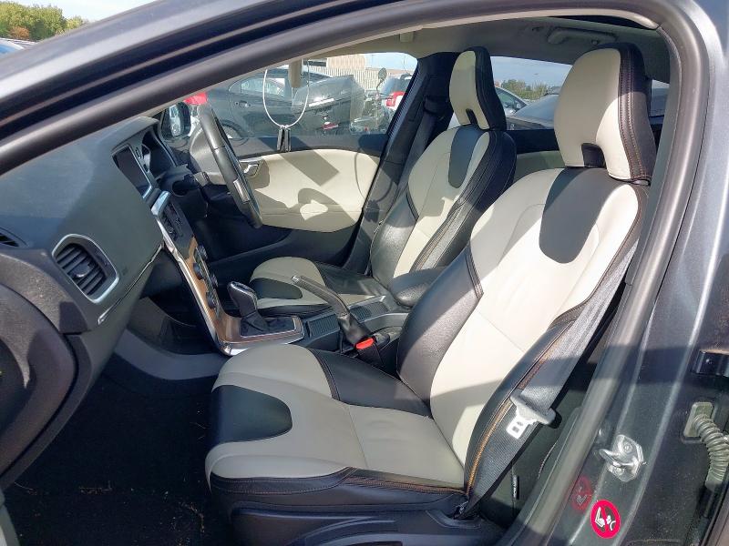 2013 VOLVO V40 CROSCOUN-Y LUXNAV AWD 