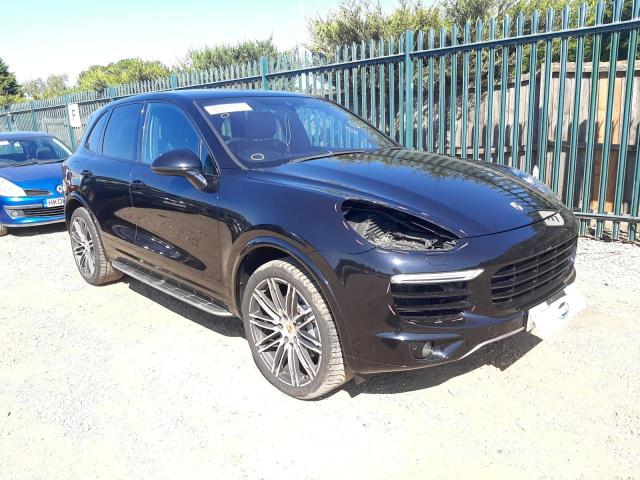 2016 PORSCHE CAYENNE V8