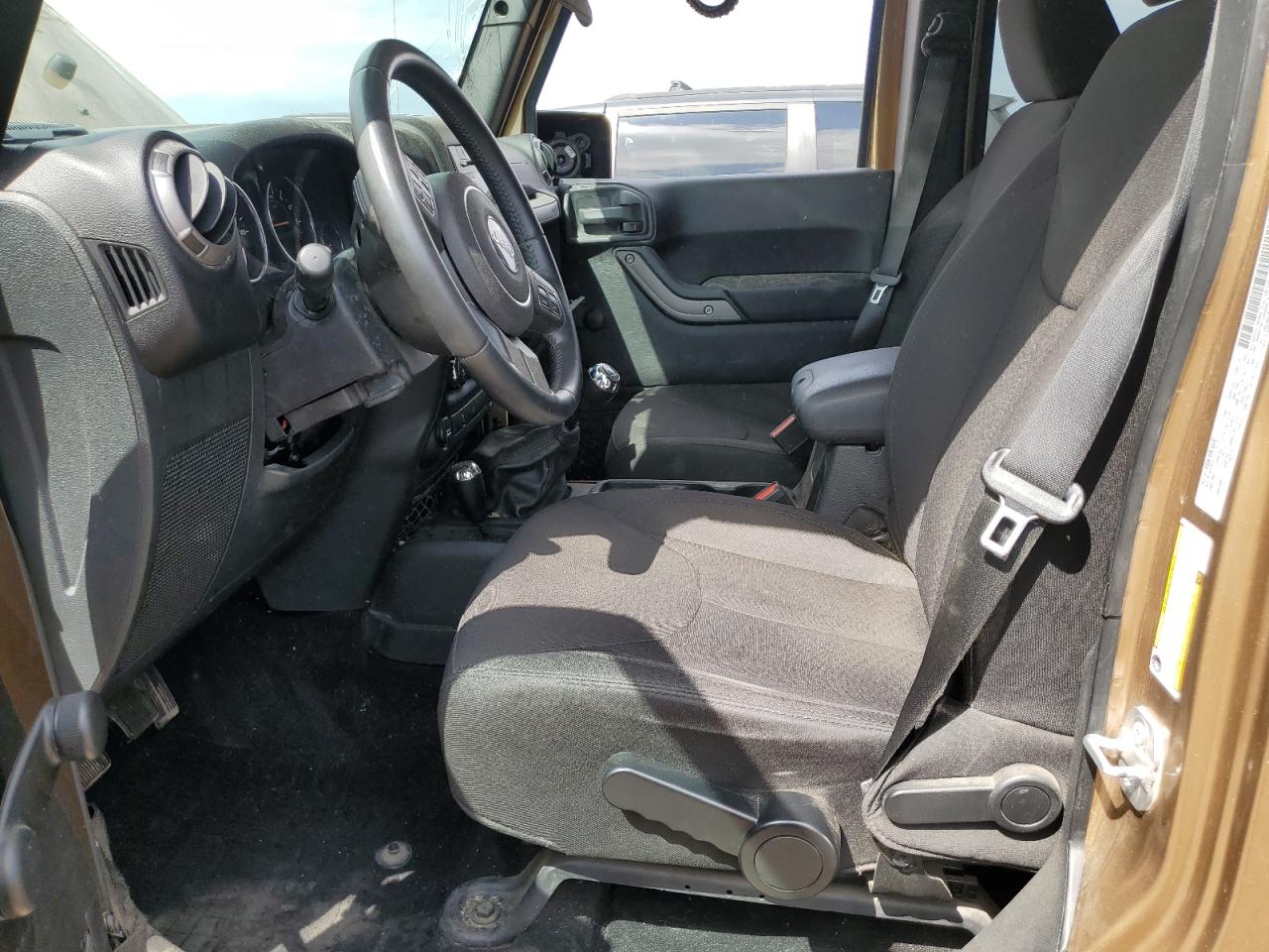 2015 Jeep Wrangler Unlimited Sport VIN: 1C4BJWDG3FL655857 Lot: 70724515