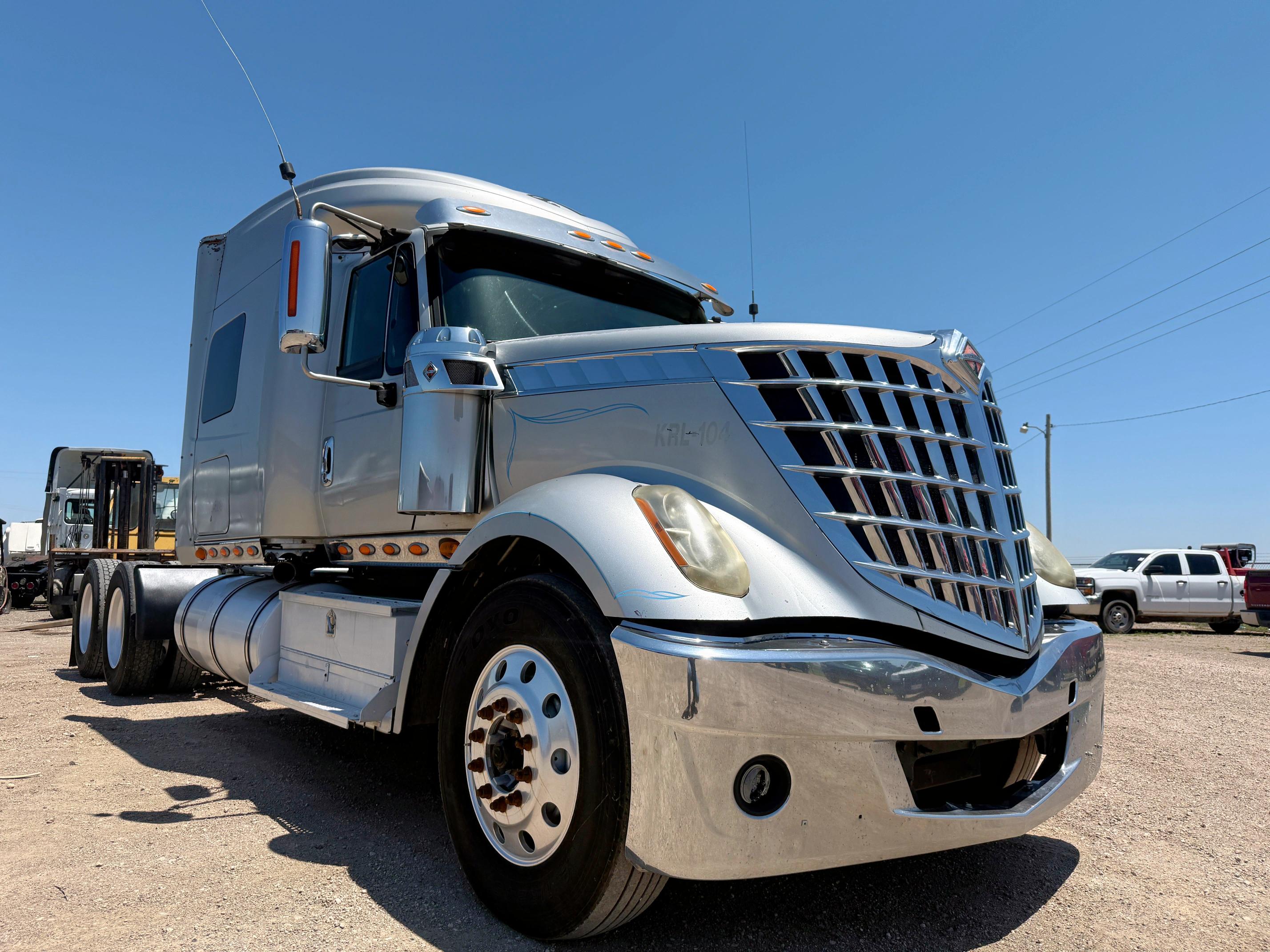 2011 INTL LONESTAR - TRUCKS SEMI TRUCK for sale at Copart TX - HOUSTON